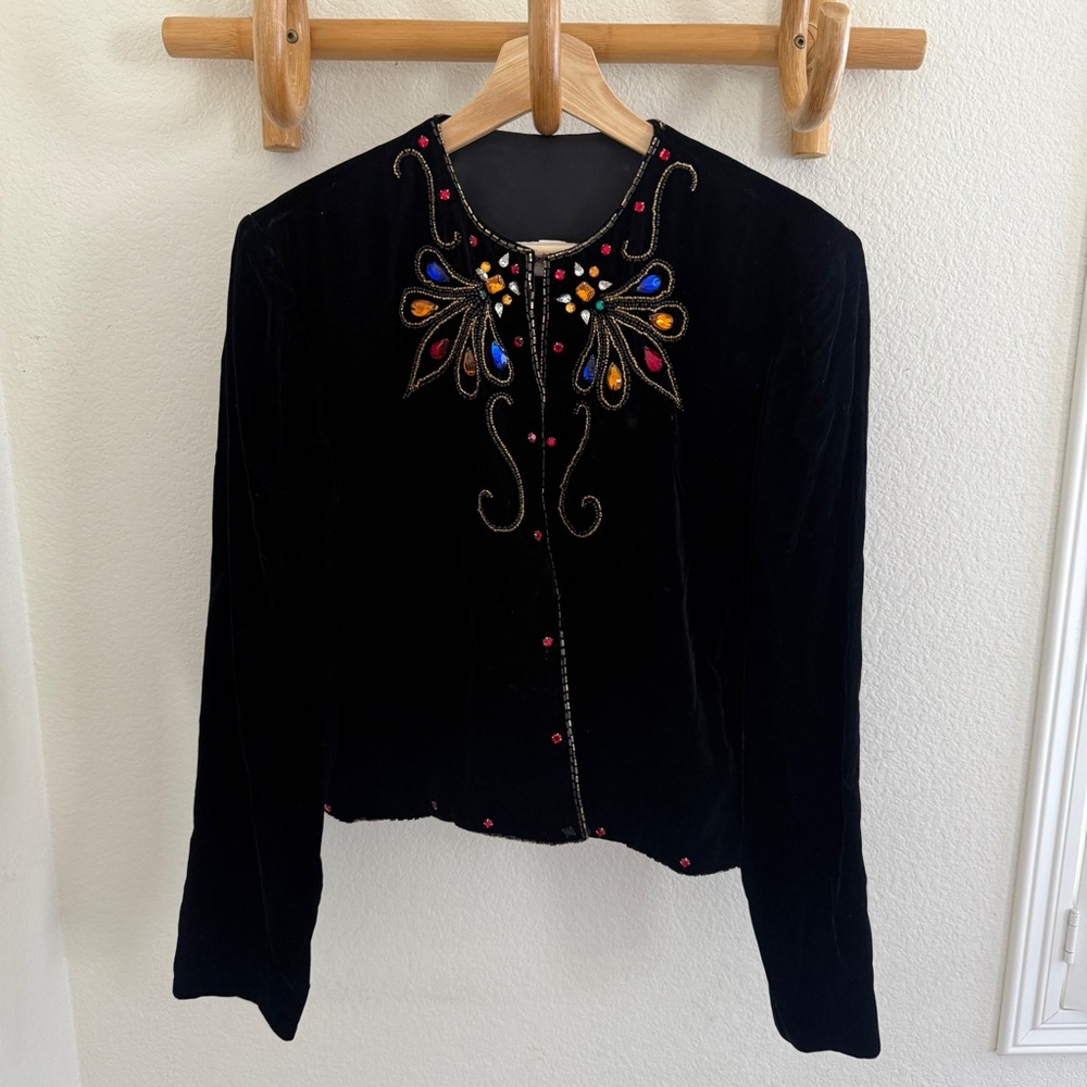 Vintage 80’s Jo-Ed Sophisticates Cropped Black Velvet Beaded Rhinestone jacket